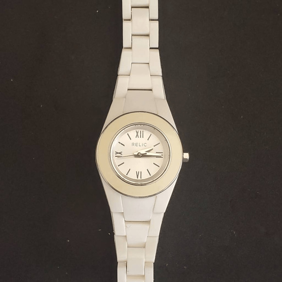 Relic Petit Ladies Watch Cream Colored‎ Enamel Bezel and White Band Silver Tone - Picture 4 of 8